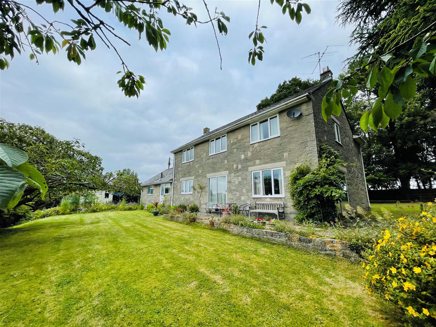 Beanacre, Melksham Lock and Key